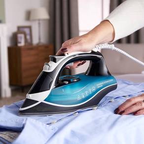 New Russell Taylors Steam Iron SI35 J1nw1