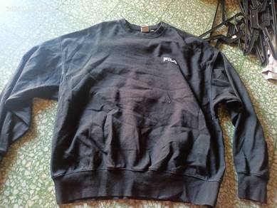 fila black sweatshirt 