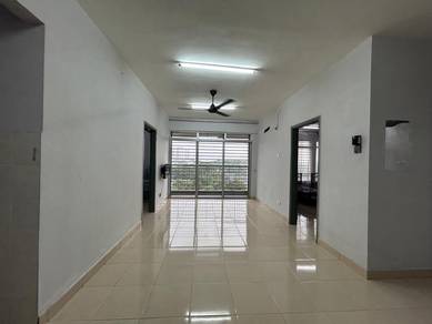 Condominium For Rent in Prima U1