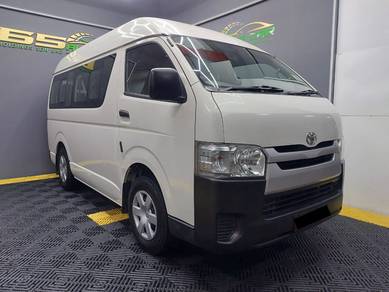 Toyota Hiace in Seri Kembangan, SGR