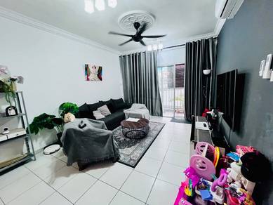 Condominium For Sale in Suria Jelatek Residence