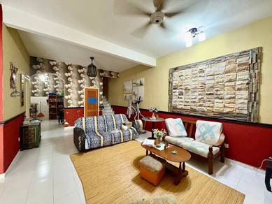 Semi-Detached House For Sale in Ayer Keroh,MLK