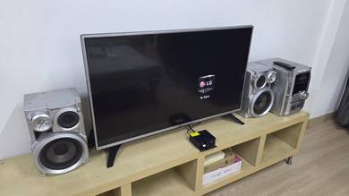 LG Smart TV 43"