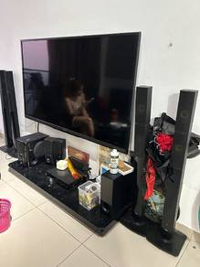 very good condition with remote control  sound system 