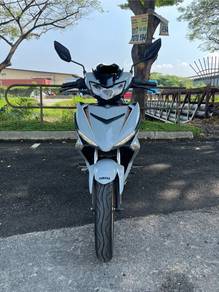 Yamaha Y15ZR