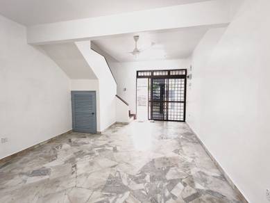 2-storey Terraced House For Sale in Perling,JHR
