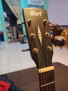 Gitar Cort