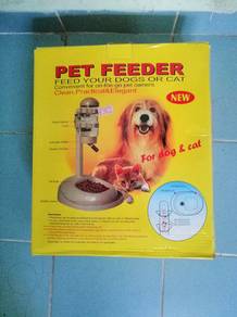 Pet Feeder For Dog Cat
