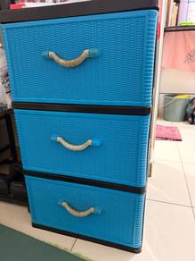 Laci Plastik 3 Tingkat