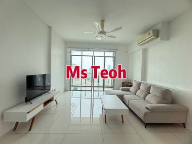 Condominium For Rent in City Residence
