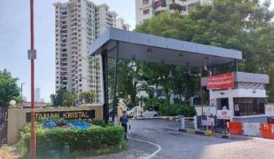 Apartment For Sale in Taman Kristal