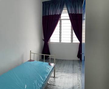Room in Permatang Pauh, PNG