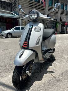 Vespa Primavera 150