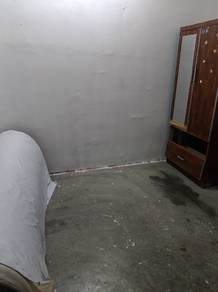 Room in Ara Damansara, SGR