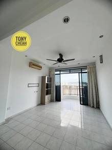 Condominium For Sale in Vistaria Condominium