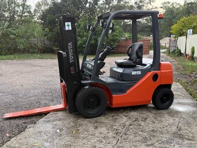 Toyota forklift 8FD25