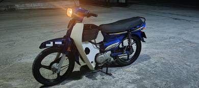 Honda C90
