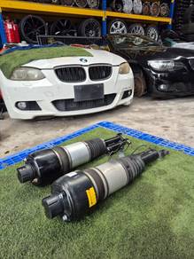 Mercedes Benz W211 E55 AMG Absorber