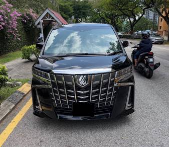 Toyota Alphard EXECUTIVE LOUNGE in Desa Petaling, KUL