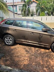 Volvo XC60 T5 DRIVE E in Old Klang Road, KUL