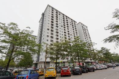 Apartment For Sale in Pangsapuri Rimba 2