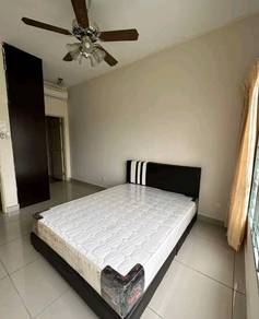 Room in OUG, KUL