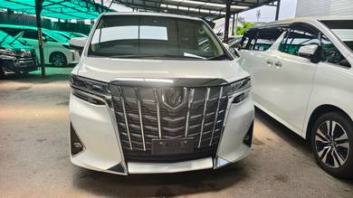 Toyota Alphard X in Ampang Hilir, KUL