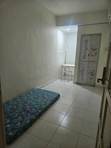 Room in Tampoi, JHR