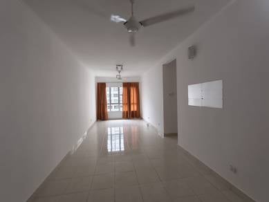 Condominium For Rent in Banjaria Court