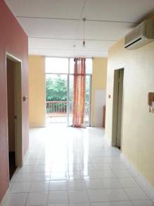 Apartment For Sale in Melinsung Summer Bay Resort Apartment