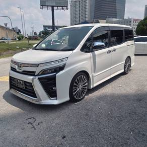 Toyota Voxy ZS KIRAMEKI III in Petaling Jaya, SGR