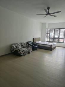 Condominium For Rent in Zennith Suites