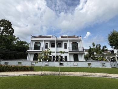 Bungalow House For Sale in Rawang,SGR