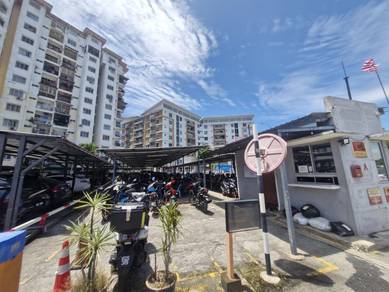 Apartment For Sale in Estana Court