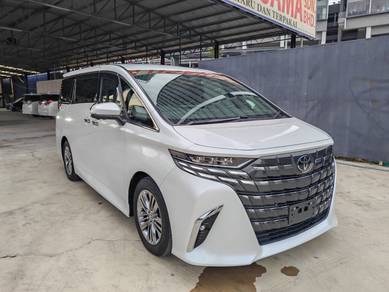 Toyota Alphard Z in Ampang Hilir, KUL
