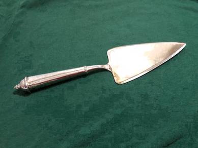 Vintage Pie Cake Server - 11.5 inches