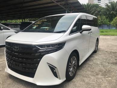 Toyota Alphard Z in Kayu Ara, SGR