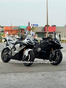 CFMOTO 750SR-S