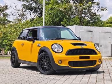 Mini Cooper S S in Johor Bahru, JHR