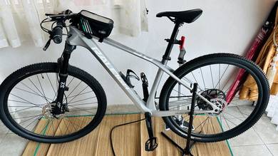 Raleigh RS Mountain Bike Carbon
