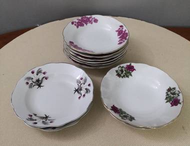 Antique cake plate piring kuih