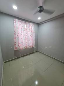 Condominium For Sale in Suasana Lumayan