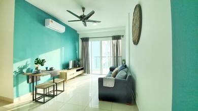 Condominium For Sale in Tropicana Bay Residences @ PWC