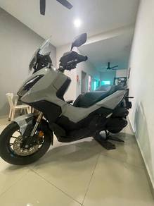 Honda ADV 350