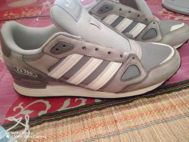 Adidas ZX750 original %%