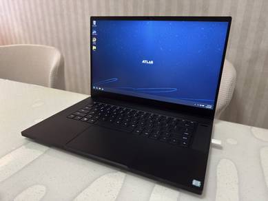 Razer Blade 15 Advanced (2019) i7-9750H RTX 2080