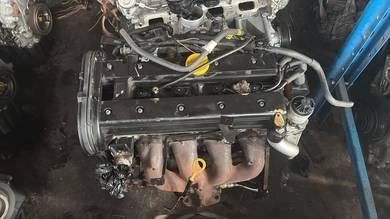 Captiva 2.4 First Model Petrol Z24 Engine Kosong