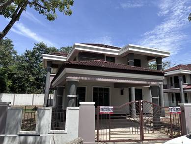 Bungalow House For Sale in Bertam Malim,MLK