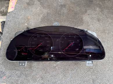 No 13-10-31 Subaru Legacy BE5 NFL Meter Jpn