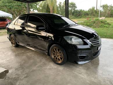 Toyota Vios J in Cherang Ruku, KTN